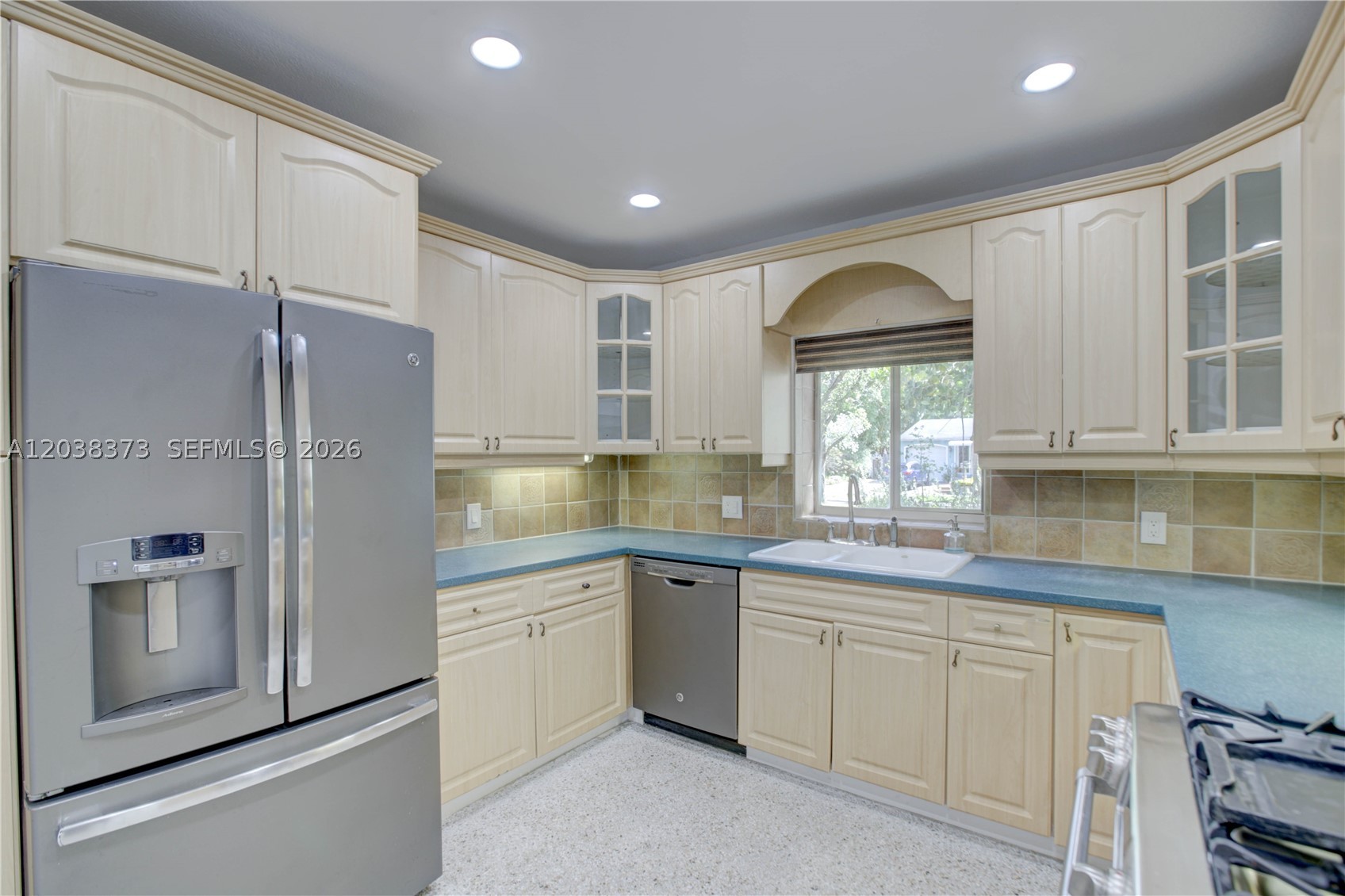 616 SW 11th Ct, Fort Lauderdale FL 33315