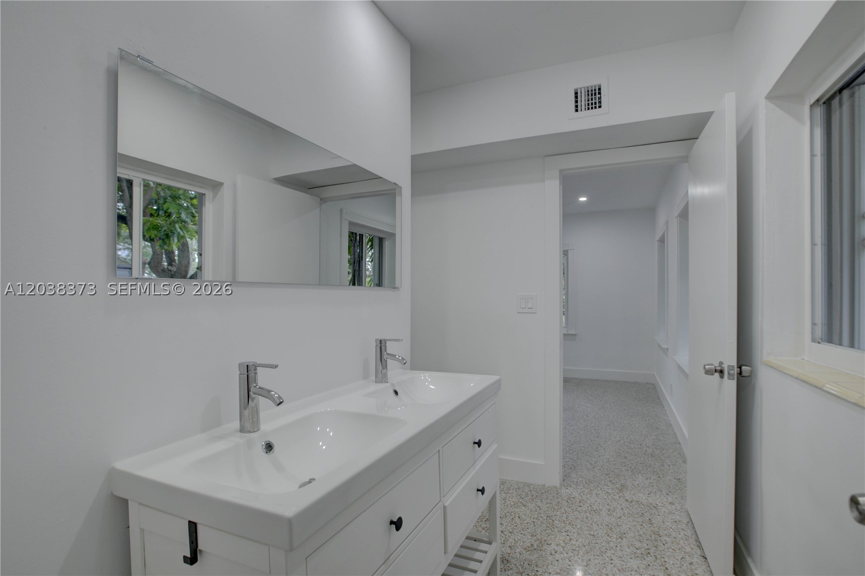 616 SW 11th Ct, Fort Lauderdale FL 33315