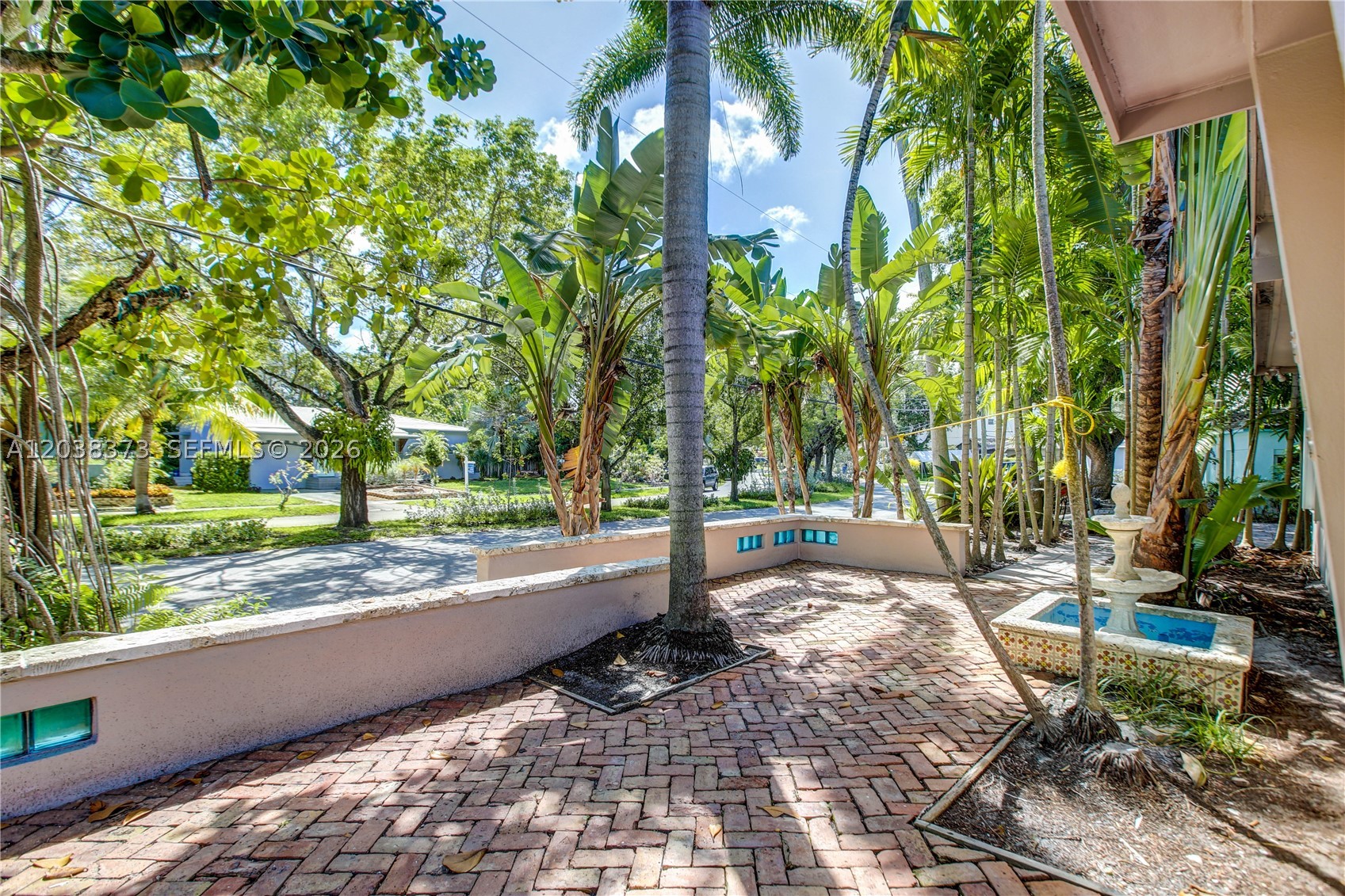 616 SW 11th Ct, Fort Lauderdale FL 33315