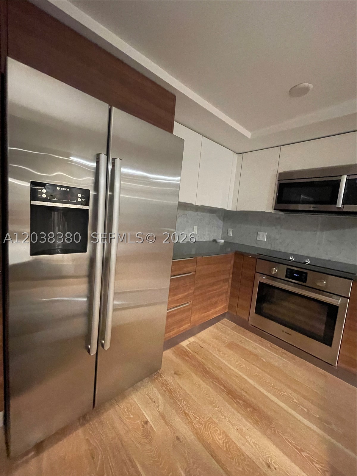 601 NE 27th St #201, Miami FL 33137