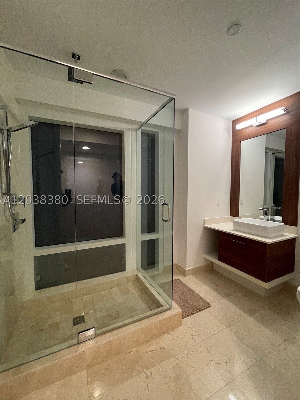 601 NE 27th St #201, Miami FL 33137
