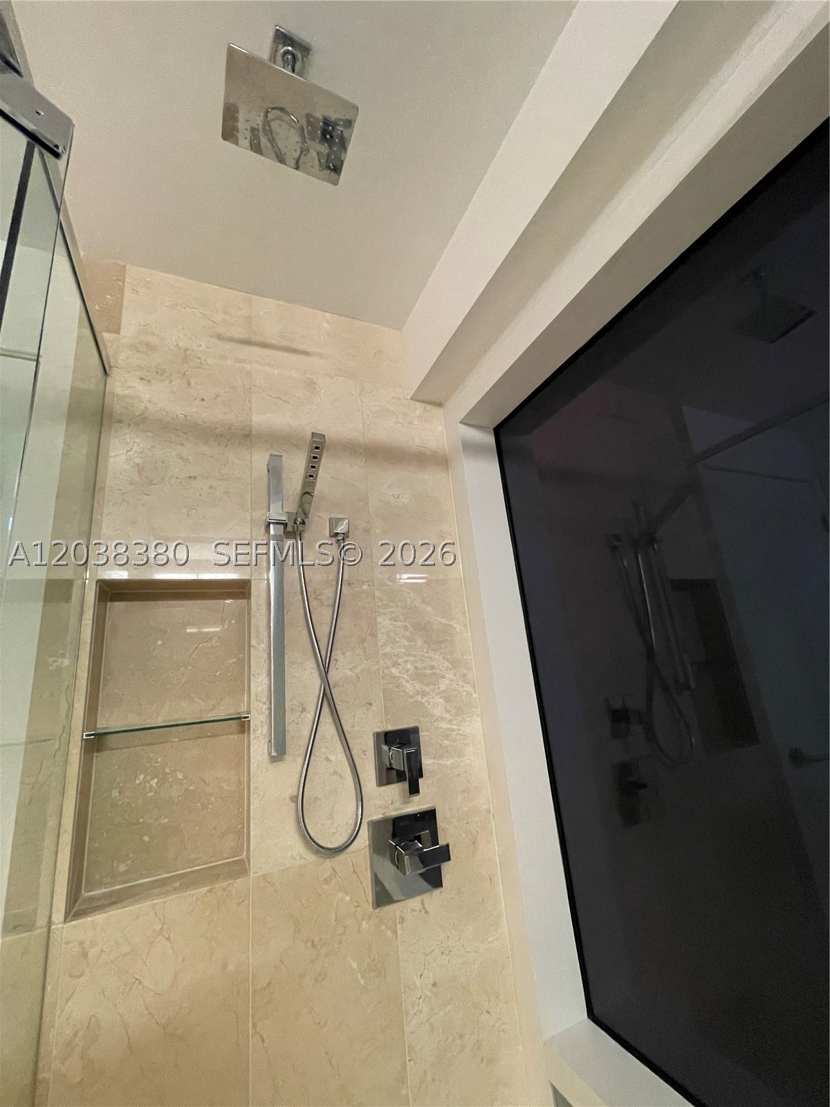 601 NE 27th St #201, Miami FL 33137