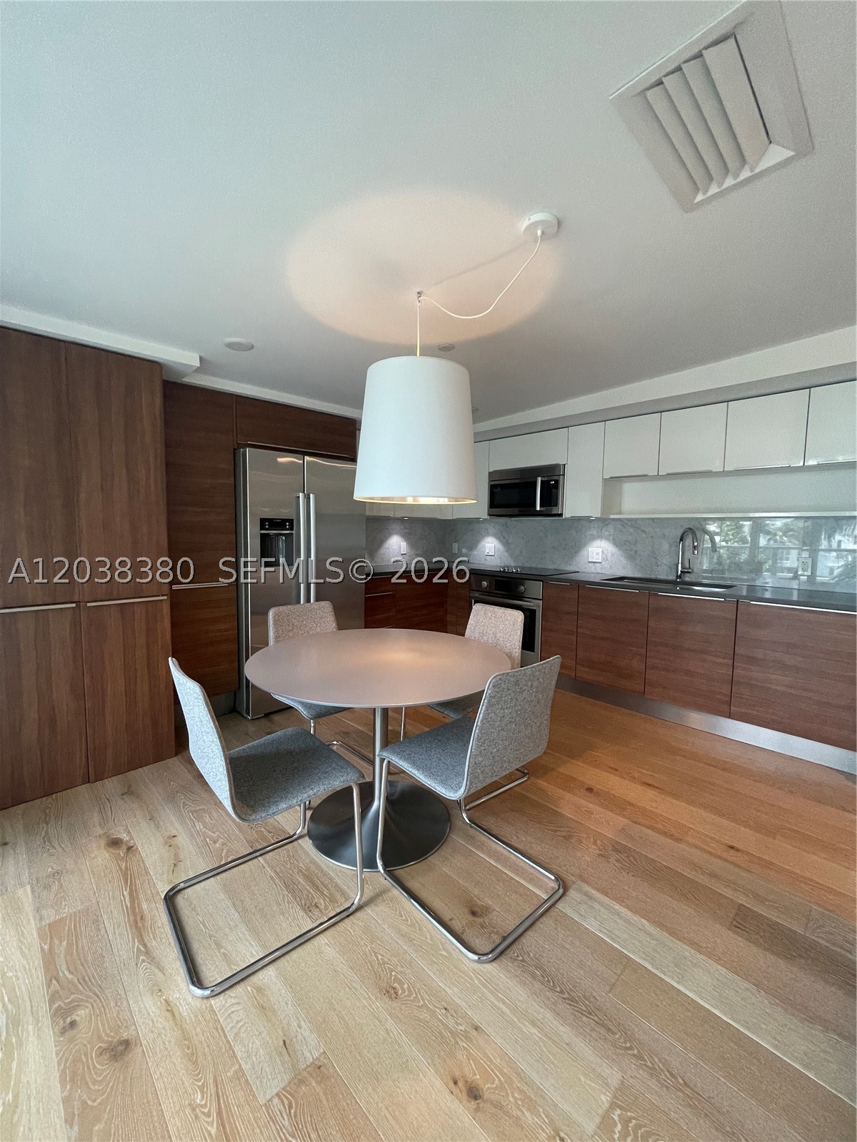 601 NE 27th St #201, Miami FL 33137
