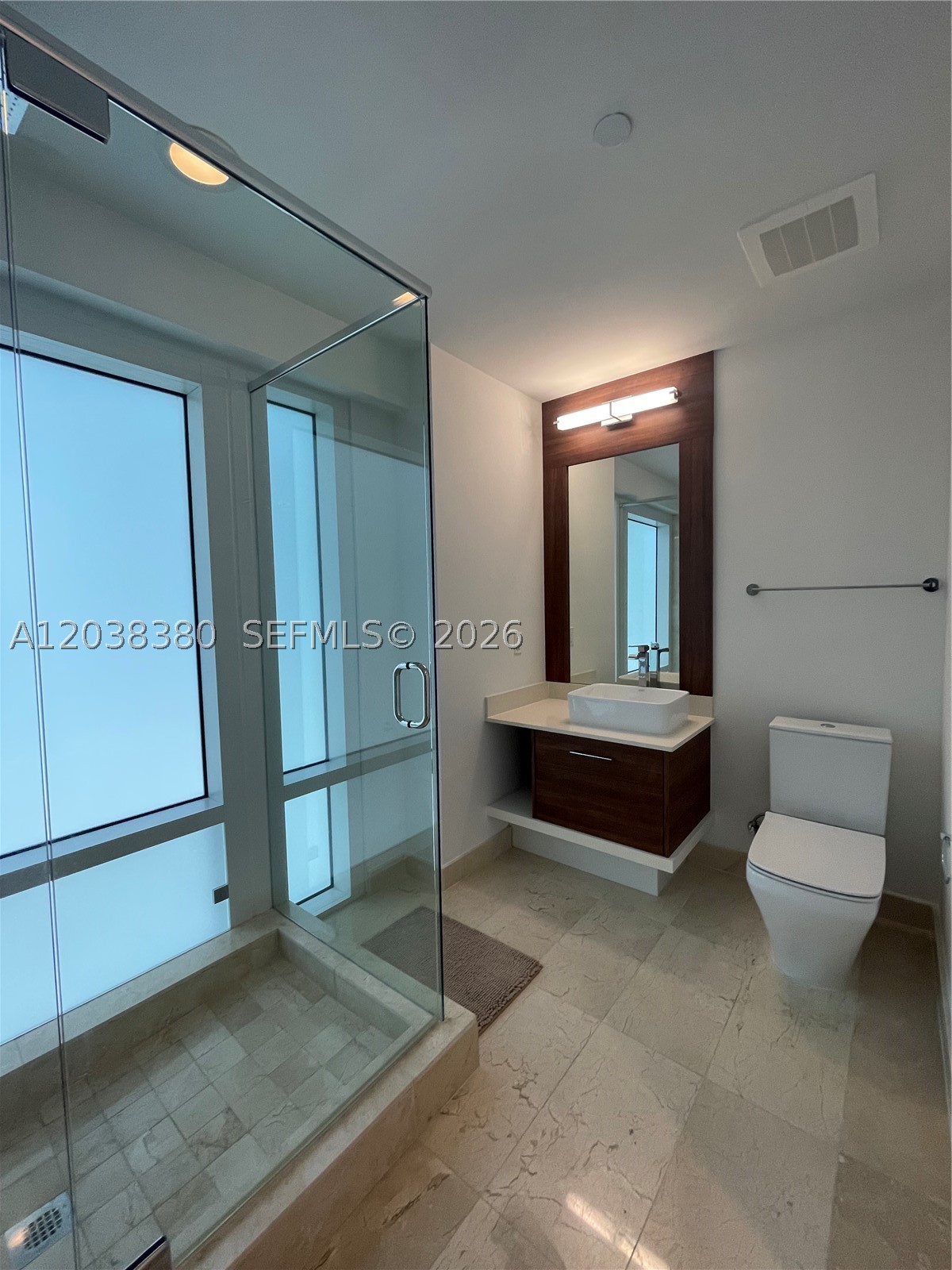 601 NE 27th St #201, Miami FL 33137