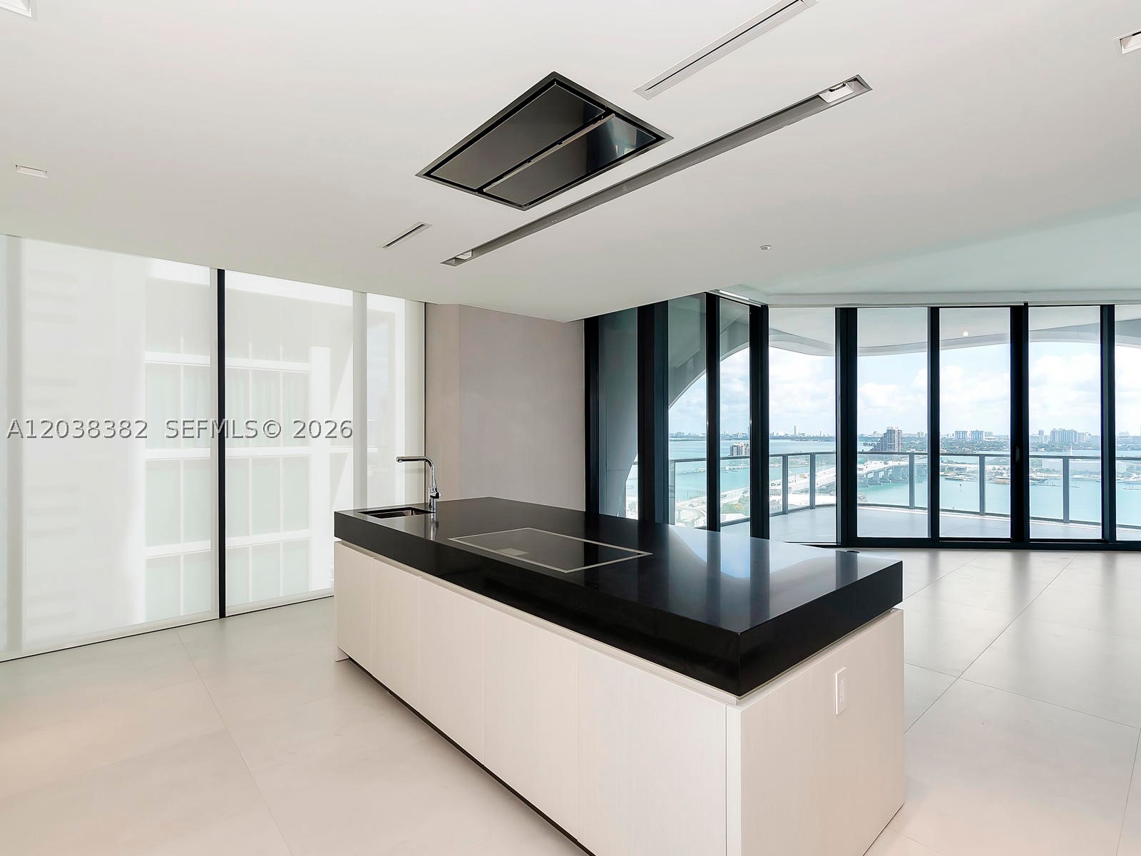 1000 Biscayne Blvd #2002, Miami FL 33132
