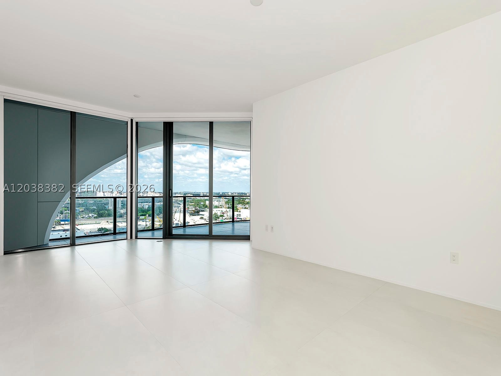 1000 Biscayne Blvd #2002, Miami FL 33132