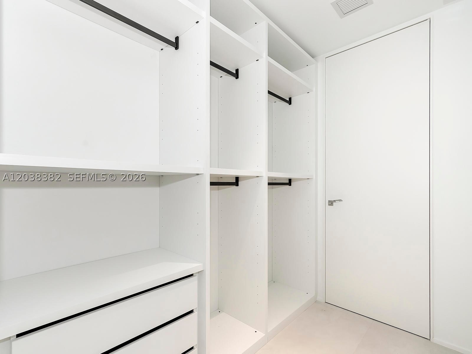 1000 Biscayne Blvd #2002, Miami FL 33132