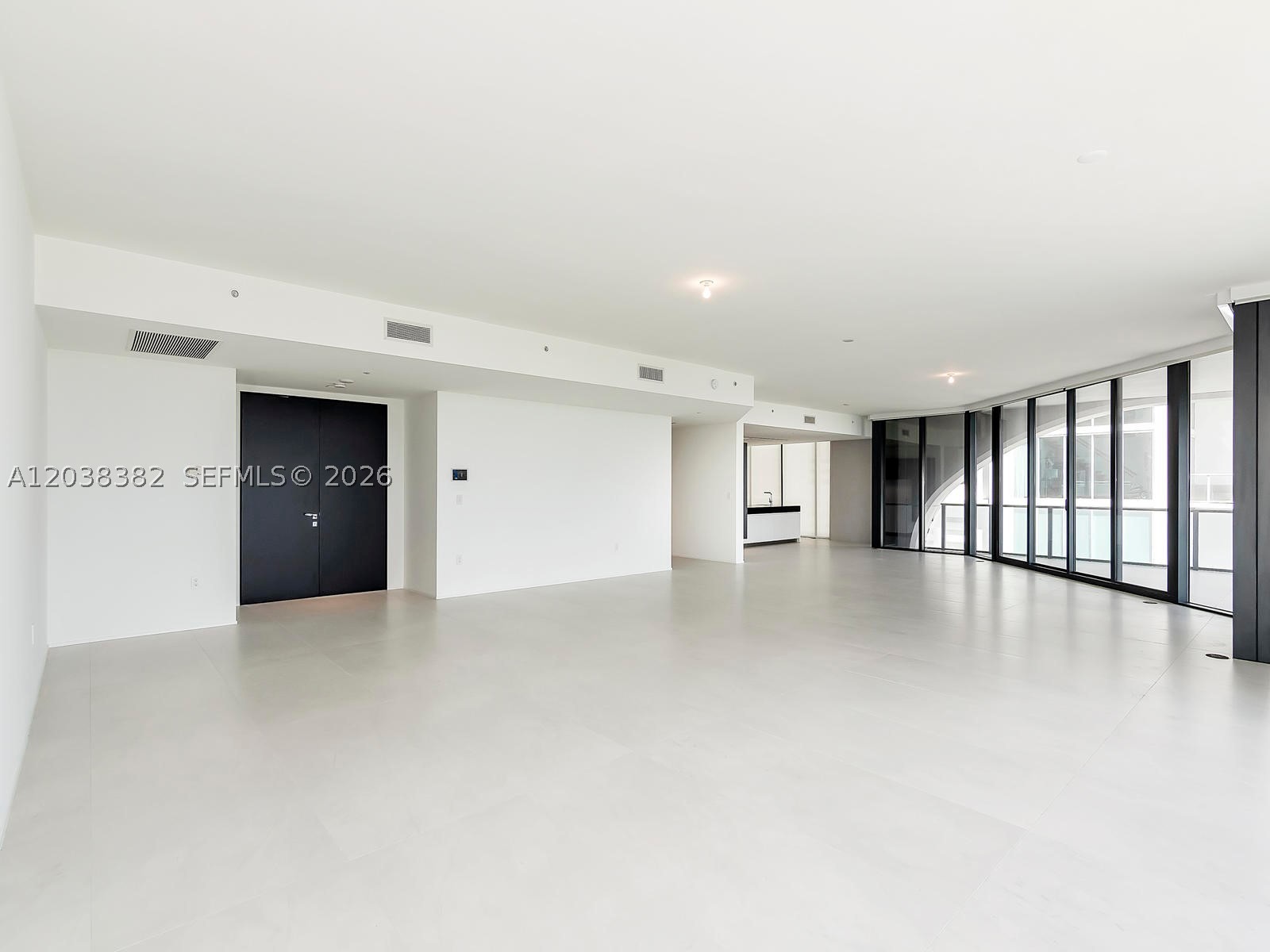 1000 Biscayne Blvd #2002, Miami FL 33132