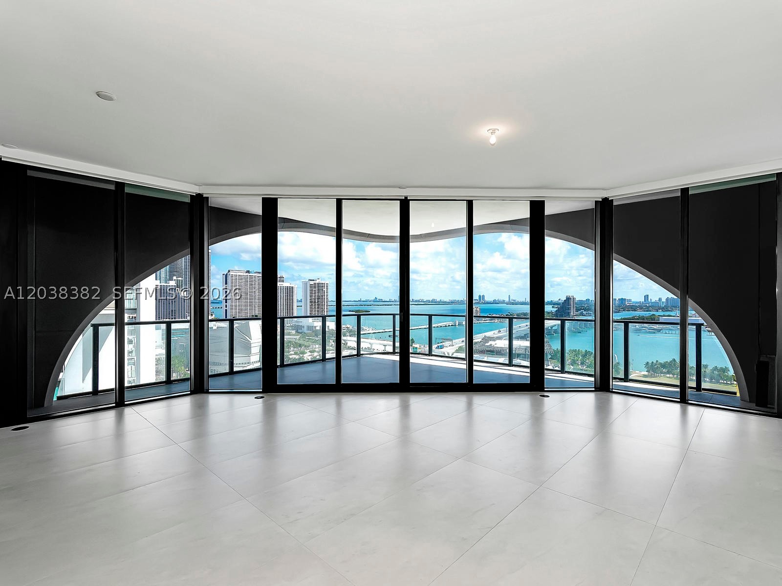 1000 Biscayne Blvd #2002, Miami FL 33132