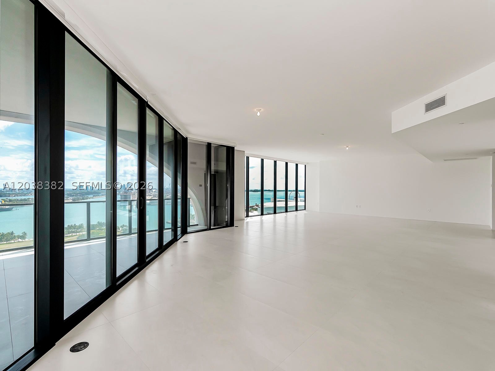1000 Biscayne Blvd #2002, Miami FL 33132