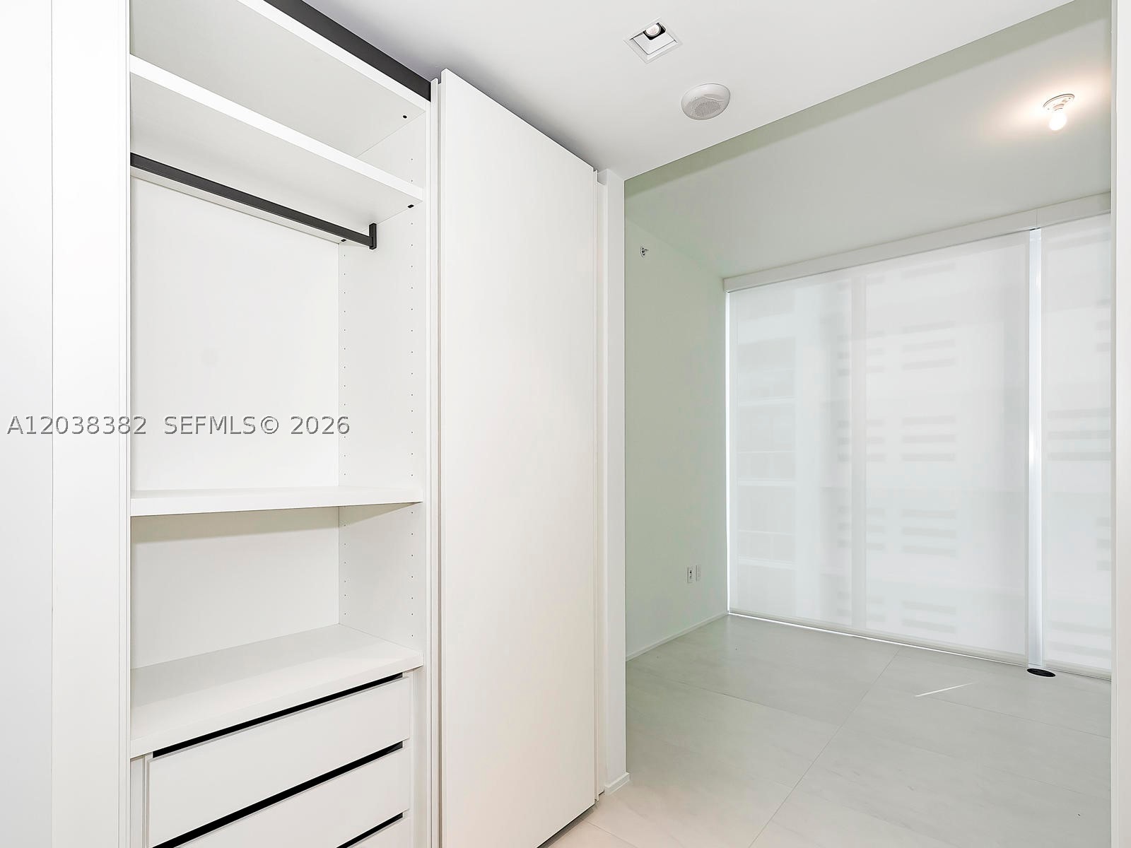 1000 Biscayne Blvd #2002, Miami FL 33132