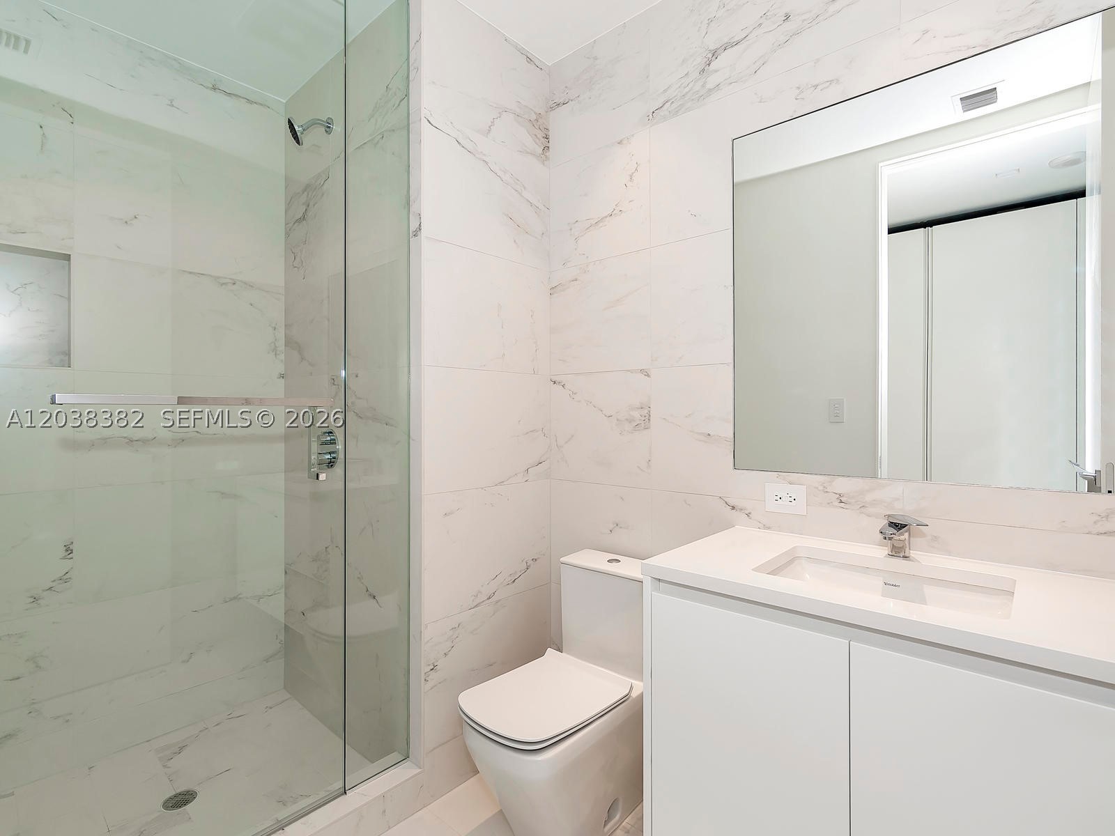 1000 Biscayne Blvd #2002, Miami FL 33132