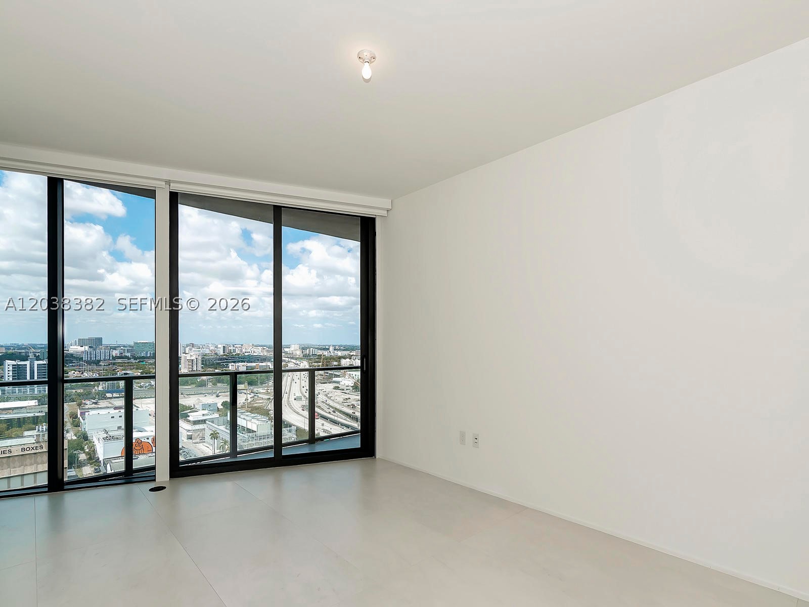 1000 Biscayne Blvd #2002, Miami FL 33132