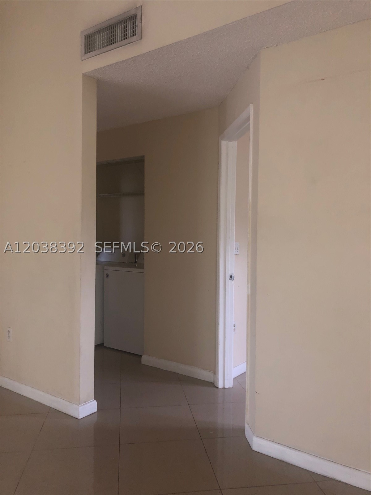 6992 SW 39th St #I101, Davie FL 33314