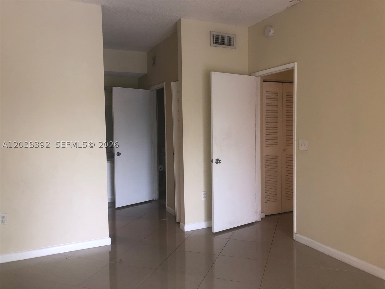 6992 SW 39th St #I101, Davie FL 33314
