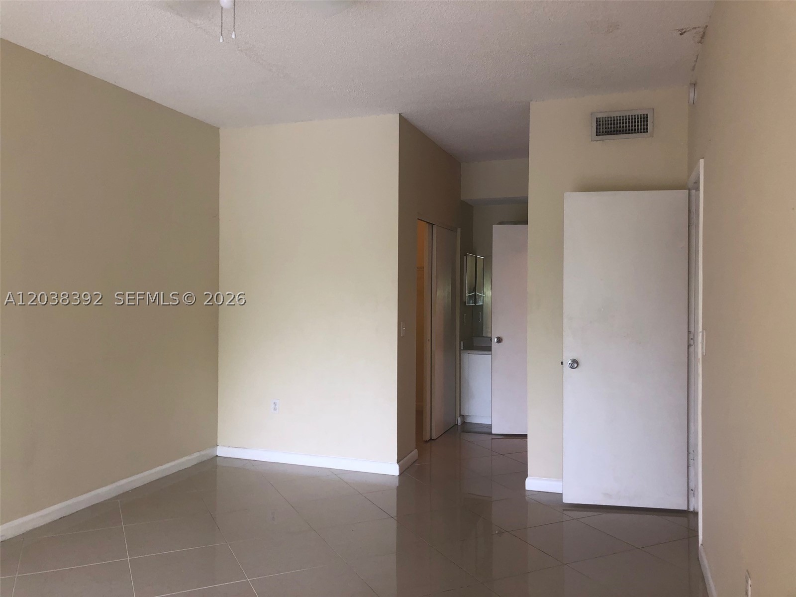 6992 SW 39th St #I101, Davie FL 33314