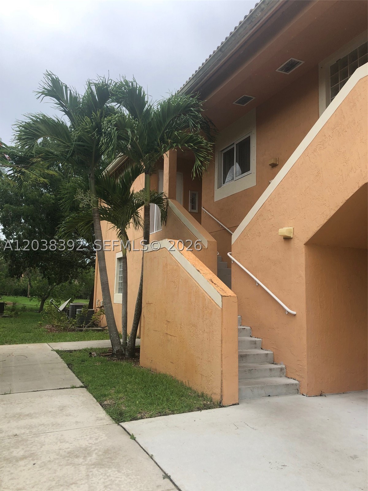 6992 SW 39th St #I101, Davie FL 33314