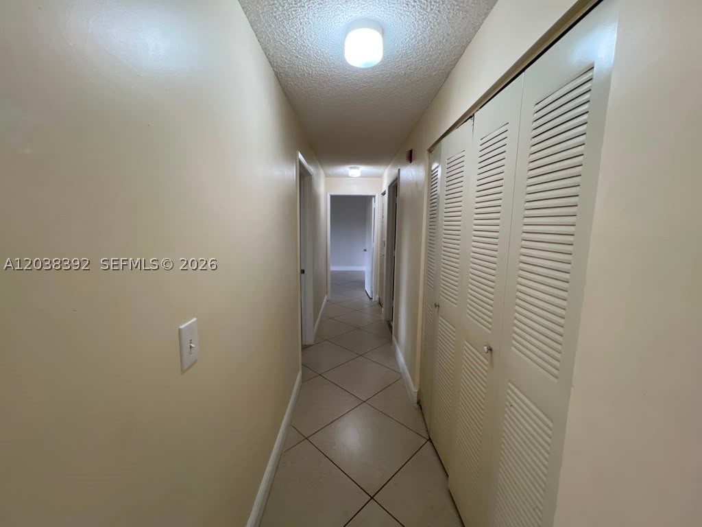 6992 SW 39th St #I101, Davie FL 33314