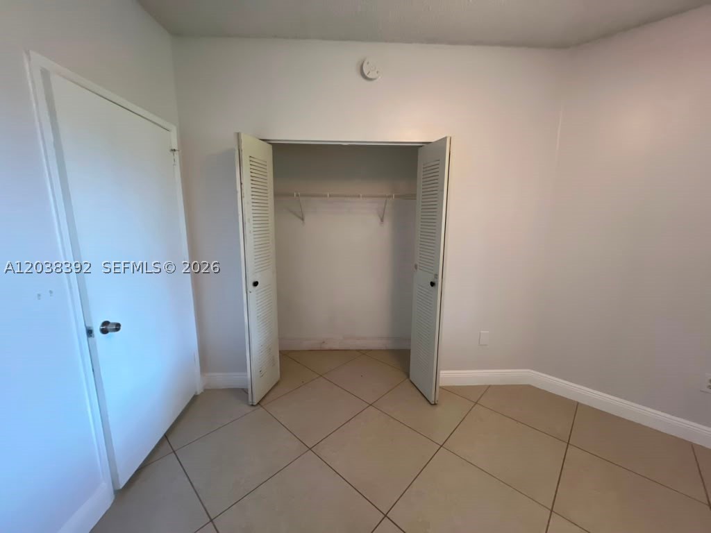 6992 SW 39th St #I101, Davie FL 33314