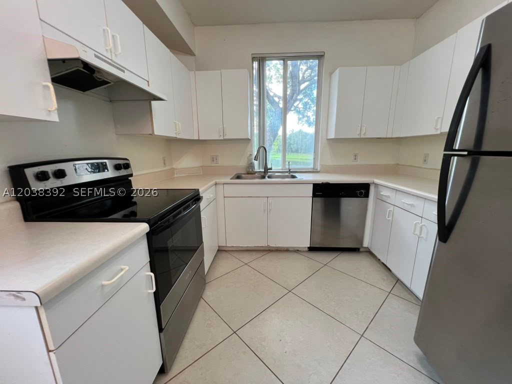 6992 SW 39th St #I101, Davie FL 33314