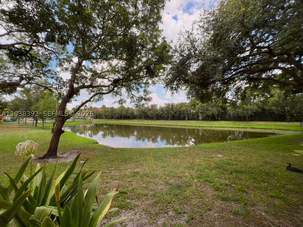 6992 SW 39th St #I101, Davie FL 33314