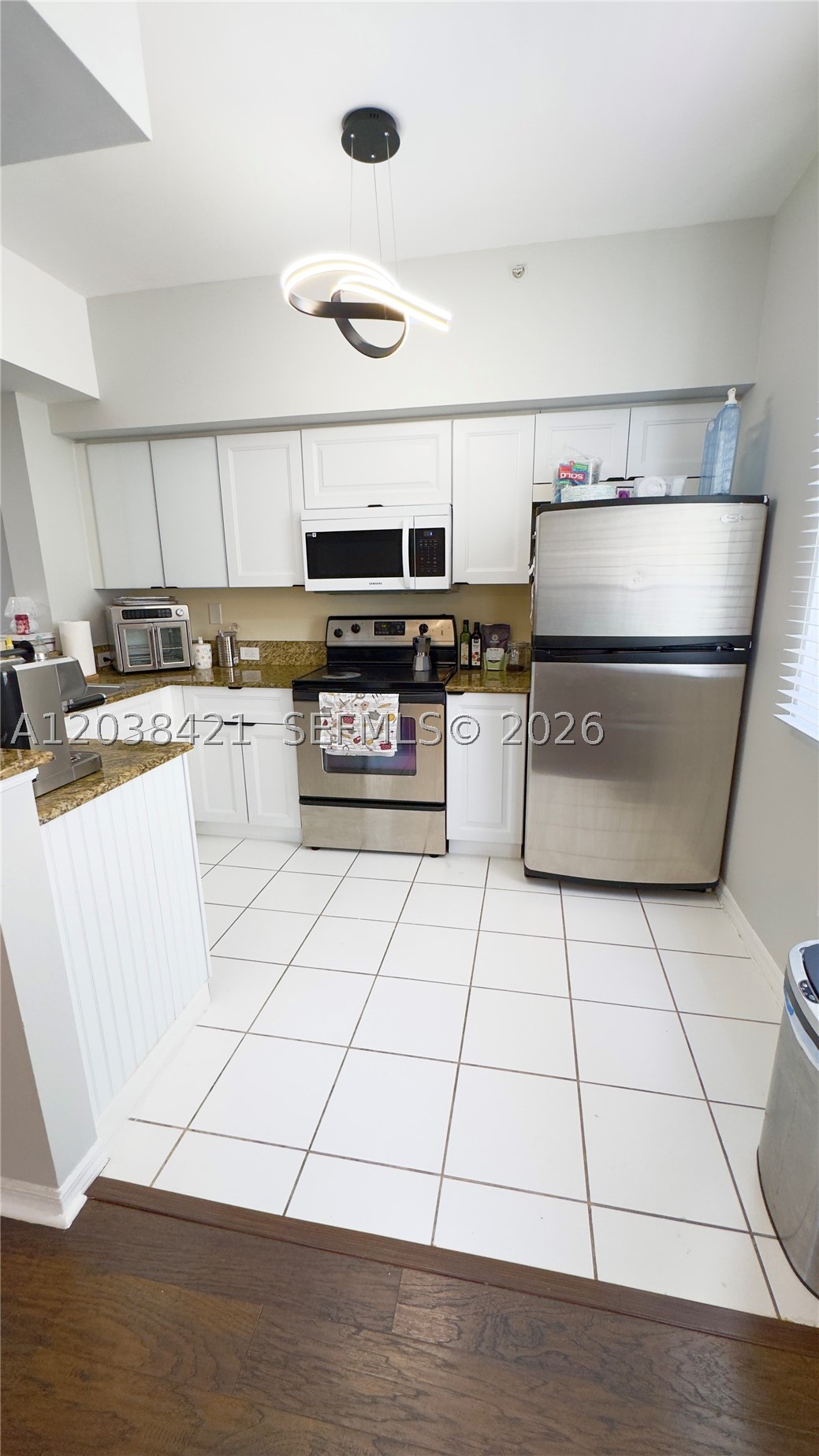 2845 NE 185th St #908, Aventura FL 33180