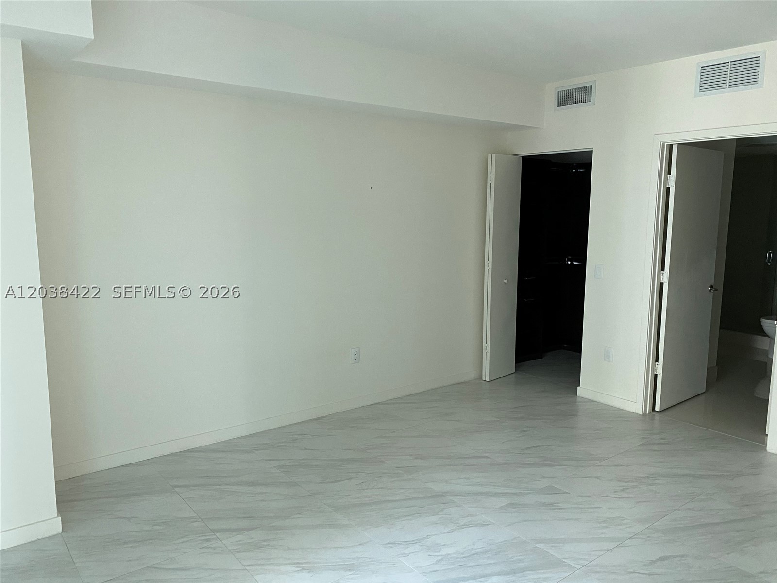 1100 S Miami Ave #2710, Miami FL 33130