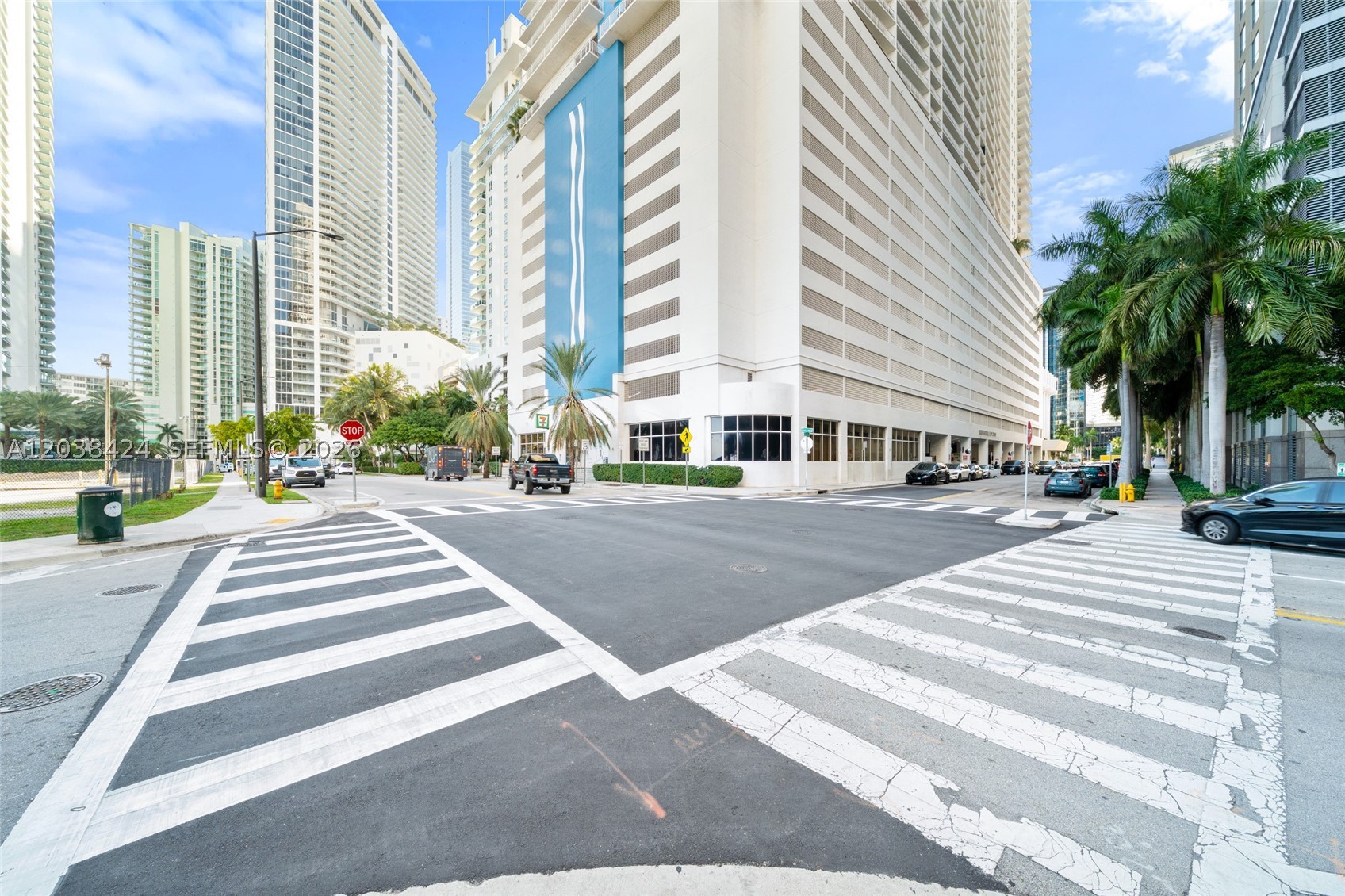 1155 Brickell Bay Dr #2501, Miami FL 33131