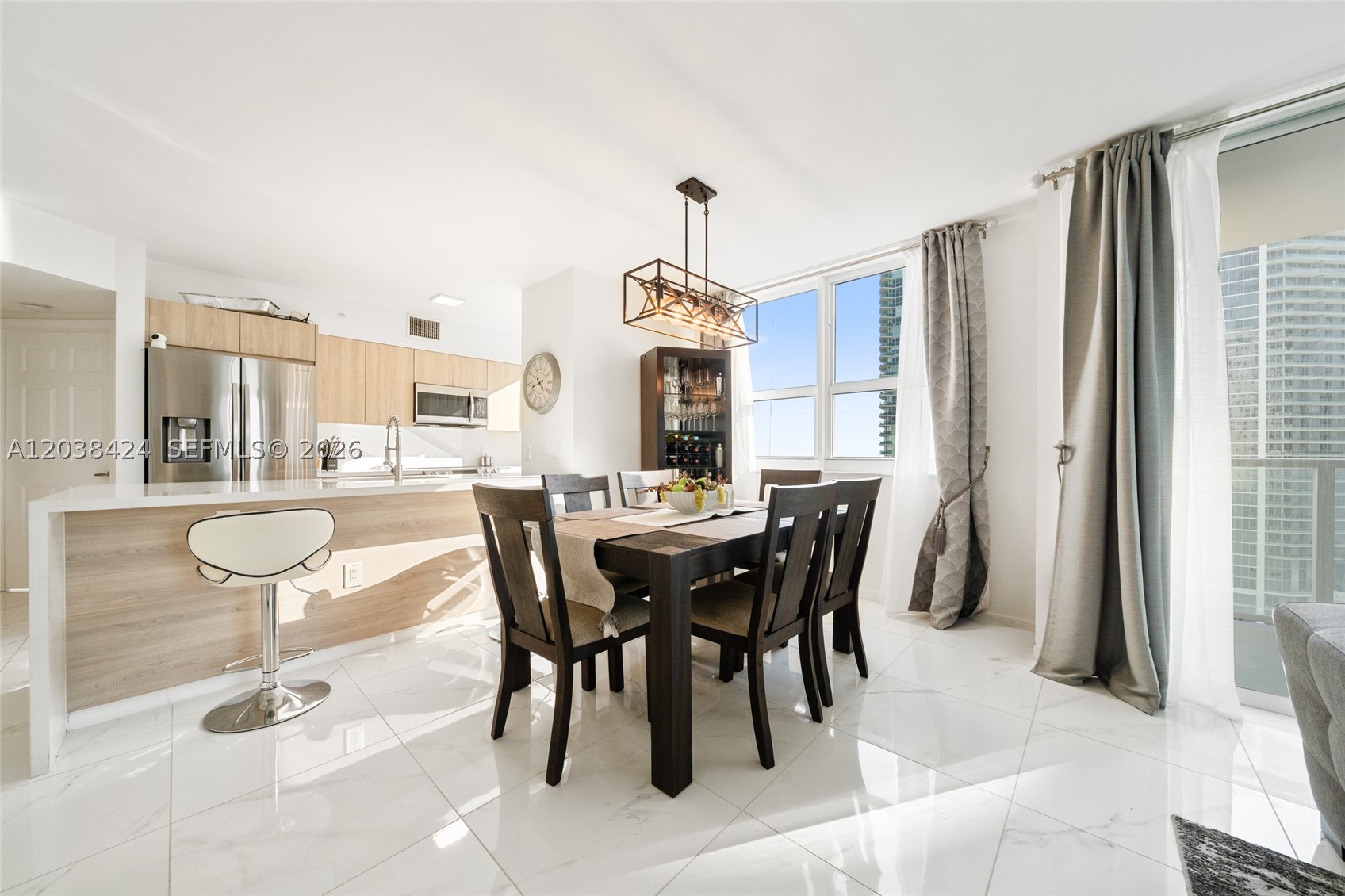 1155 Brickell Bay Dr #2501, Miami FL 33131