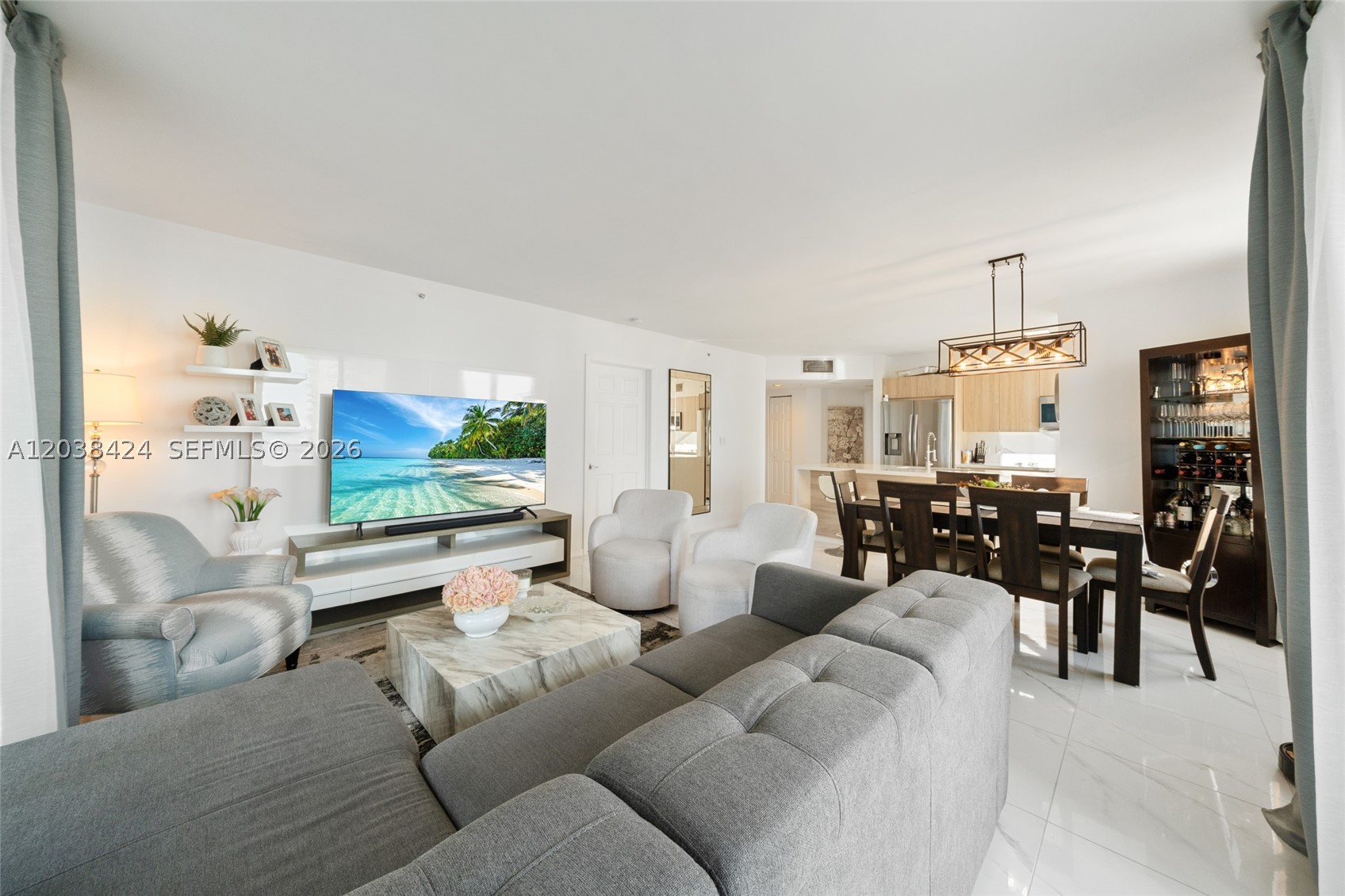 1155 Brickell Bay Dr #2501, Miami FL 33131