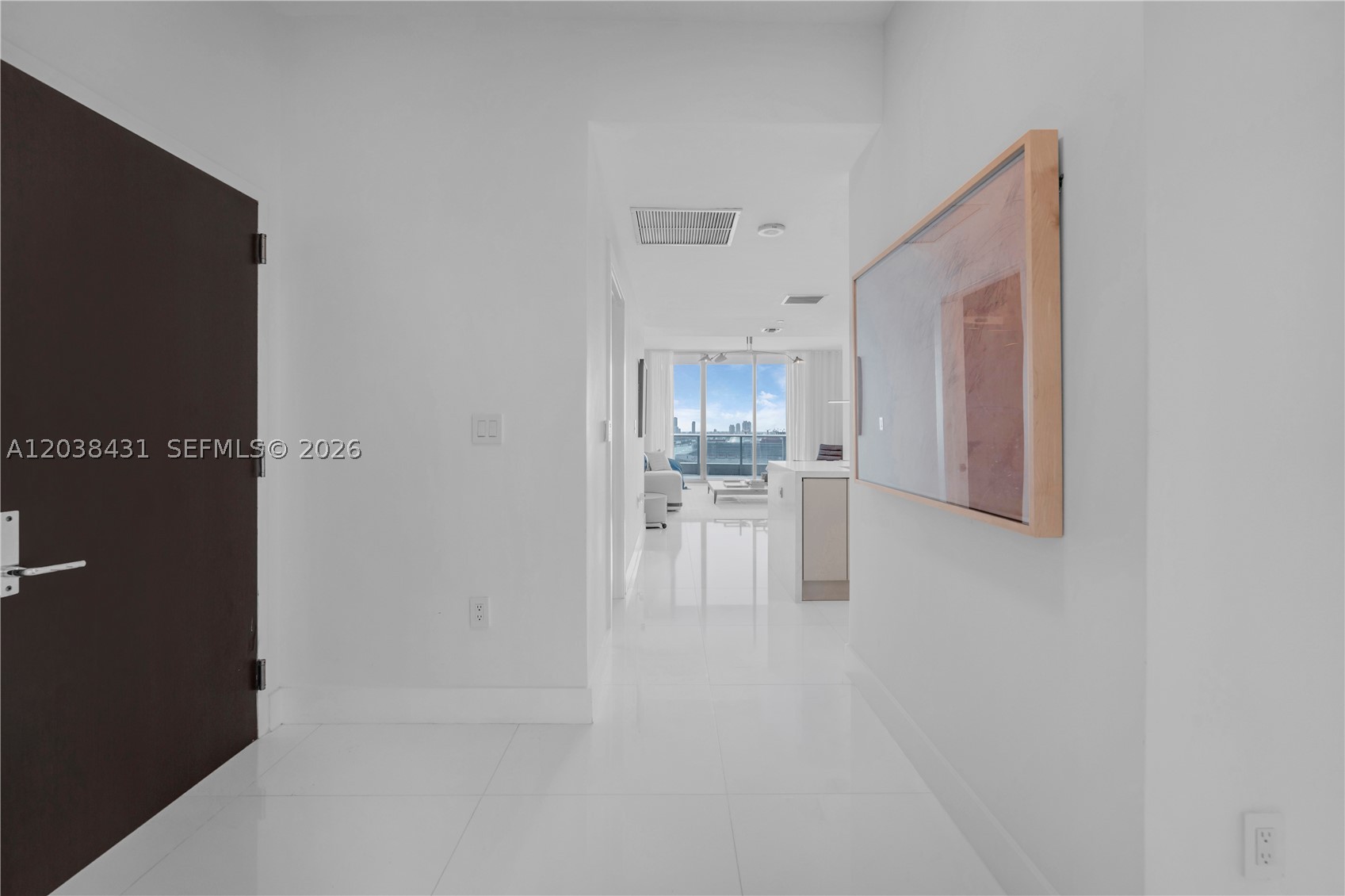 900 Biscayne Blvd #2302, Miami FL 33132