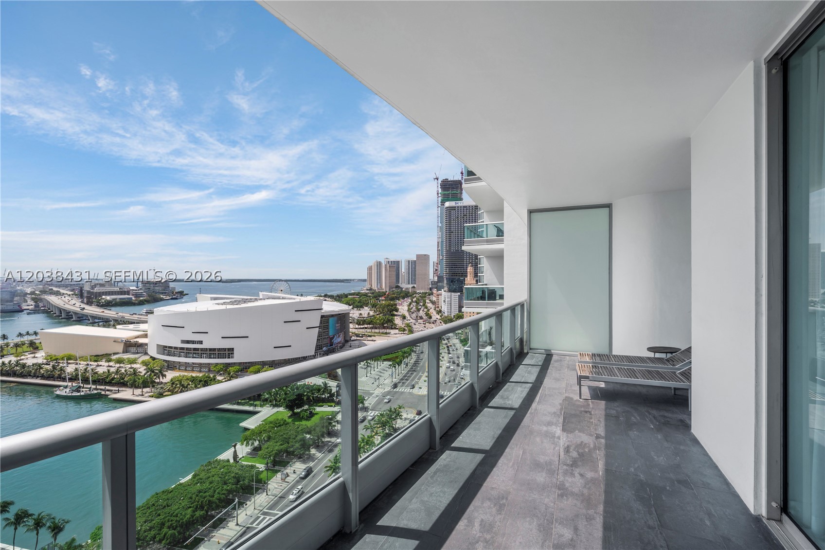 900 Biscayne Blvd #2302, Miami FL 33132