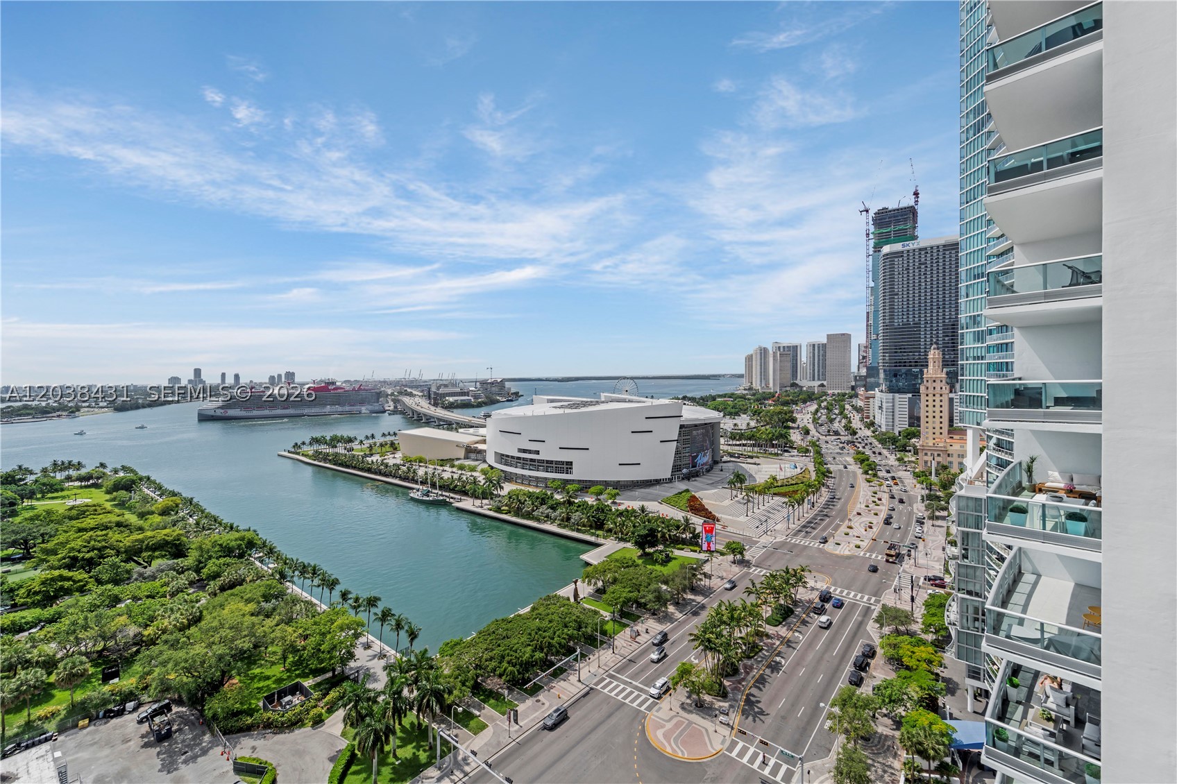 900 Biscayne Blvd #2302, Miami FL 33132