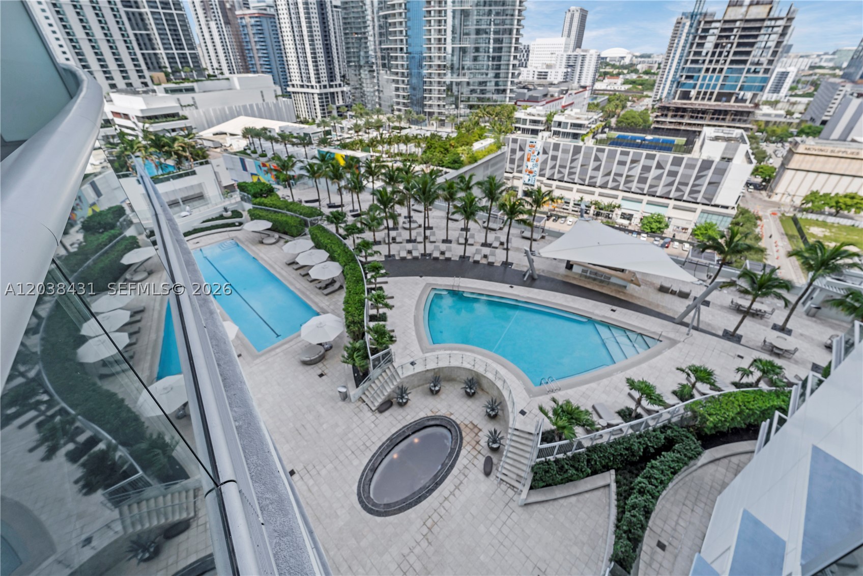 900 Biscayne Blvd #2302, Miami FL 33132