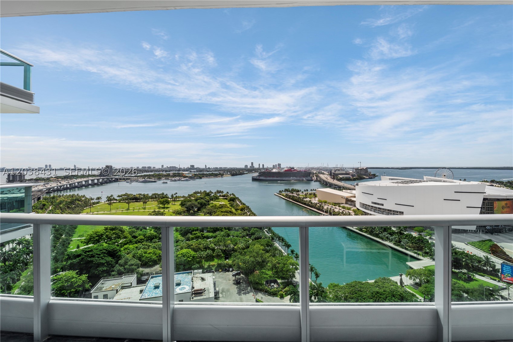 900 Biscayne Blvd #2302, Miami FL 33132