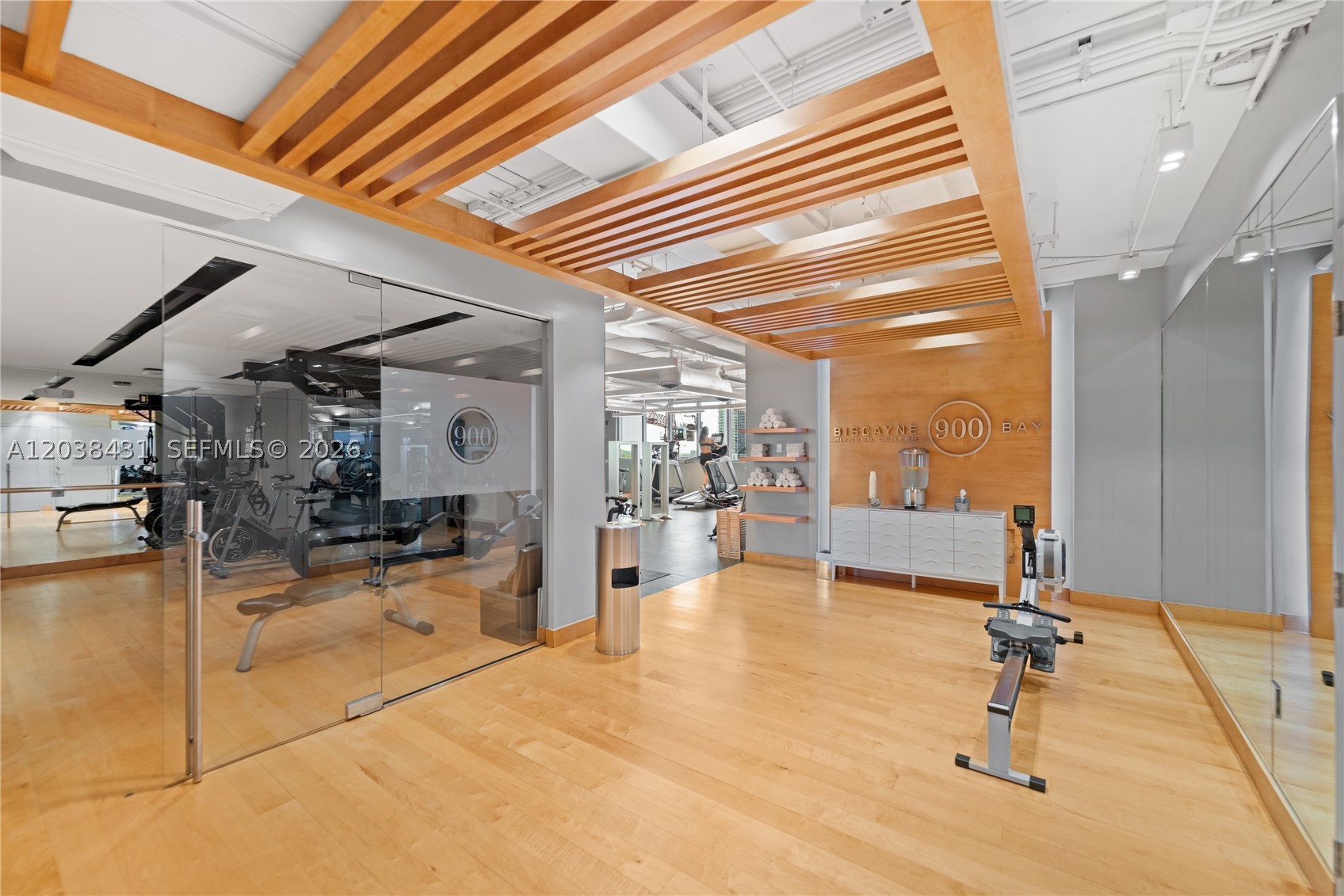 900 Biscayne Blvd #2302, Miami FL 33132