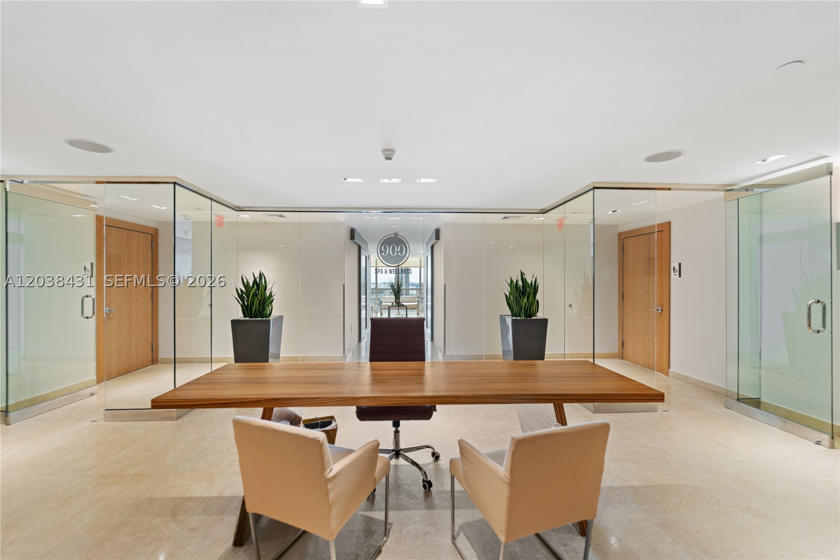 900 Biscayne Blvd #2302, Miami FL 33132