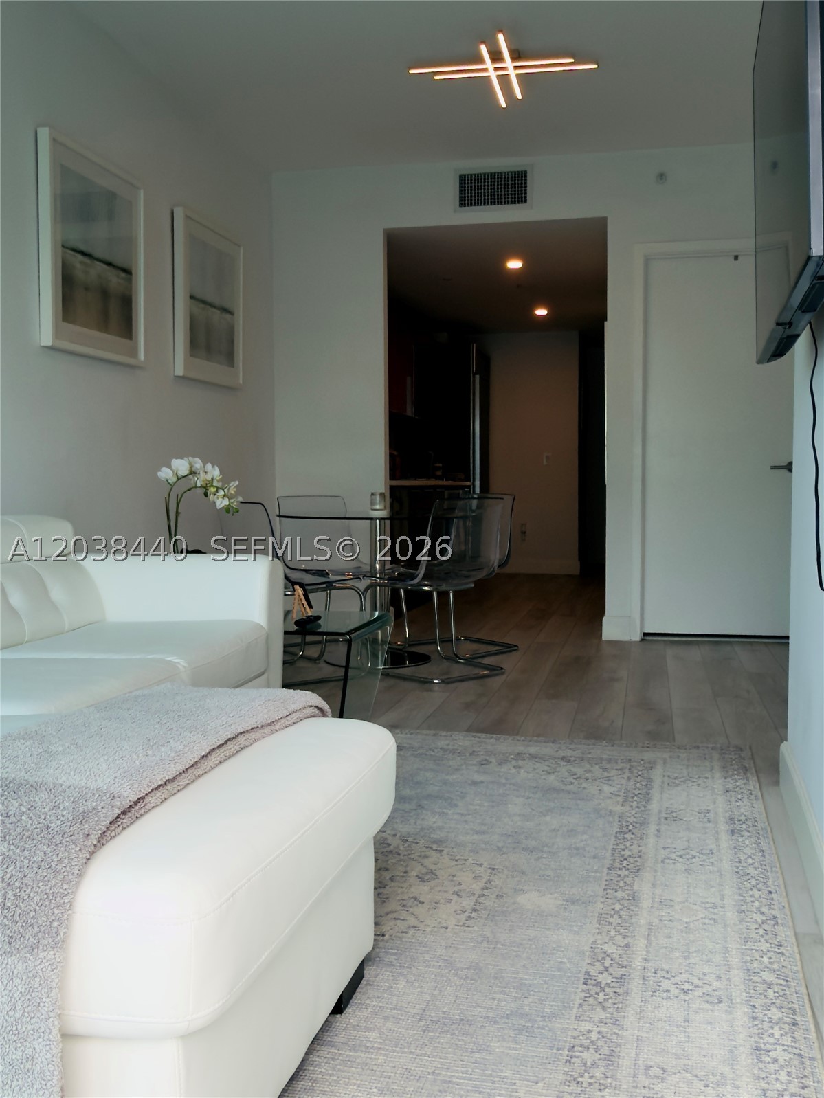 1100 S Miami Ave #3906, Miami FL 33130