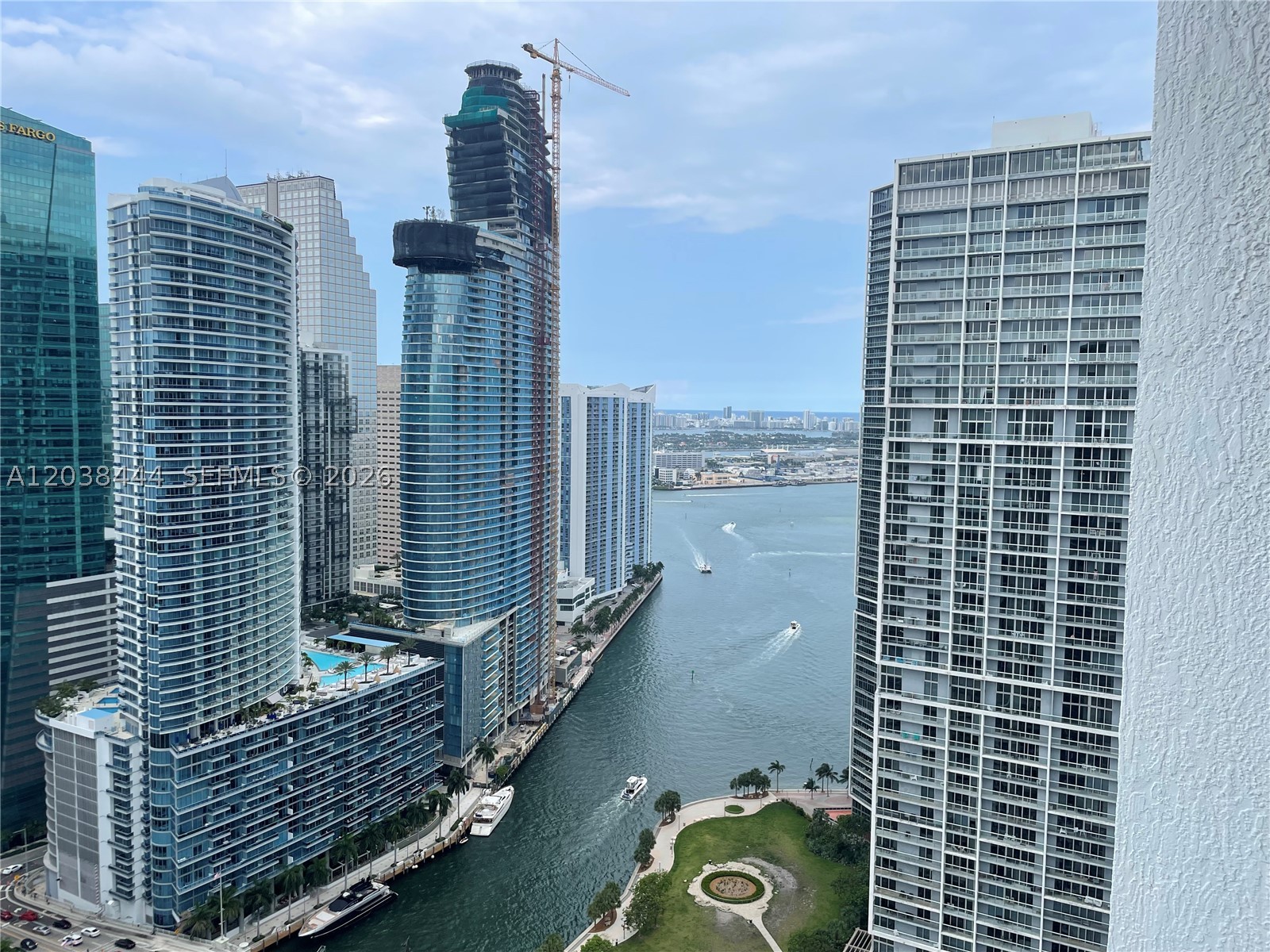 55 SE 6th St #Ph4307, Miami FL 33131