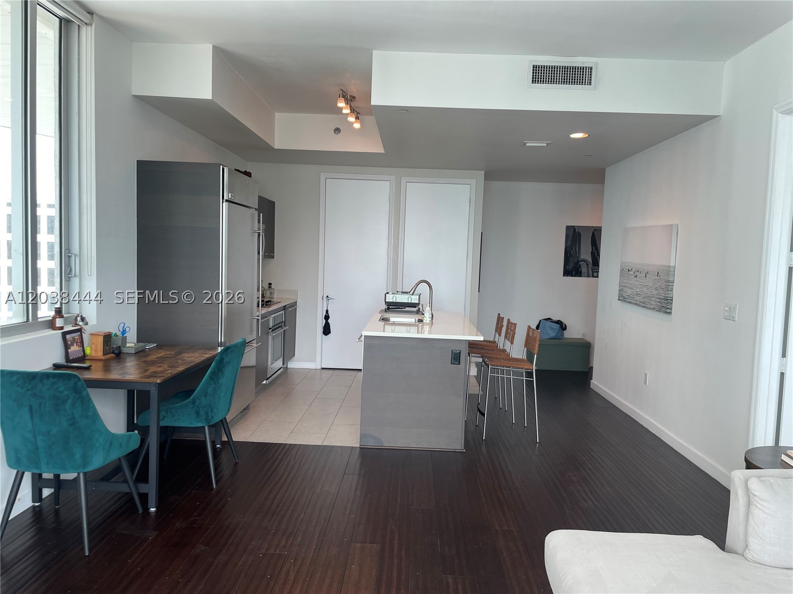 55 SE 6th St #Ph4307, Miami FL 33131