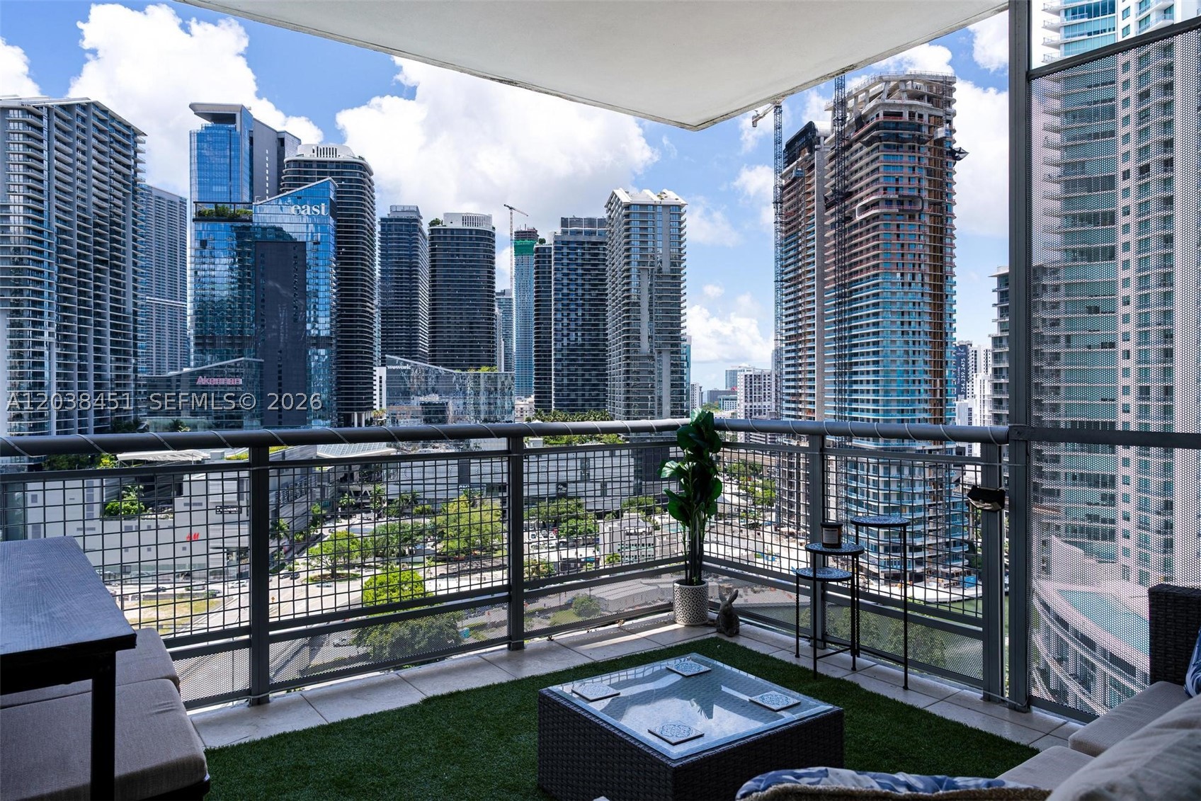 350 S Miami Ave #2108, Miami FL 33130