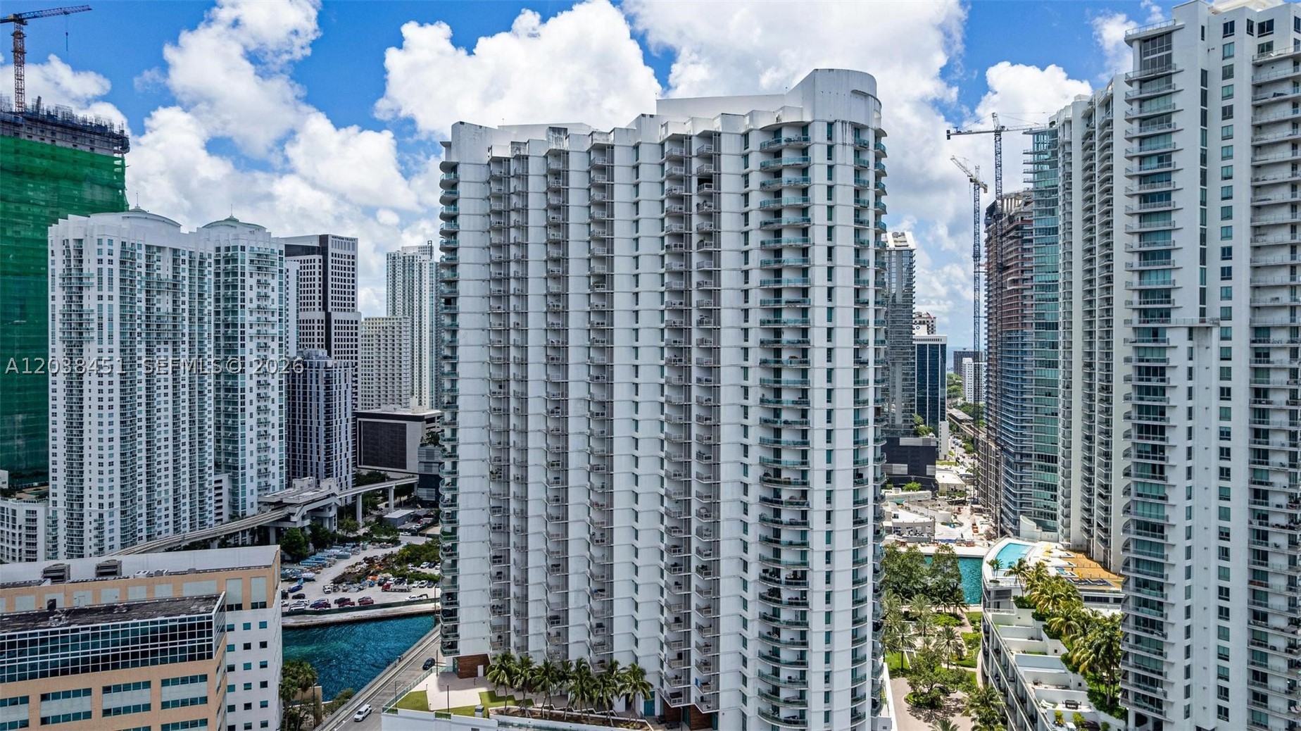 350 S Miami Ave #2108, Miami FL 33130