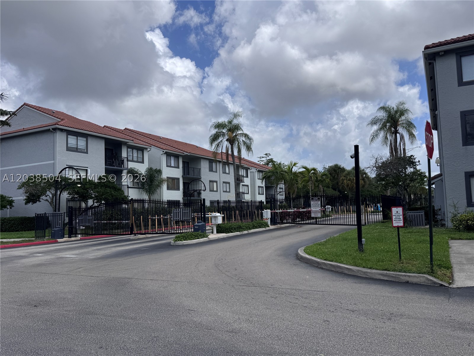 9100 W Atlantic Blvd #622, Coral Springs FL 33071