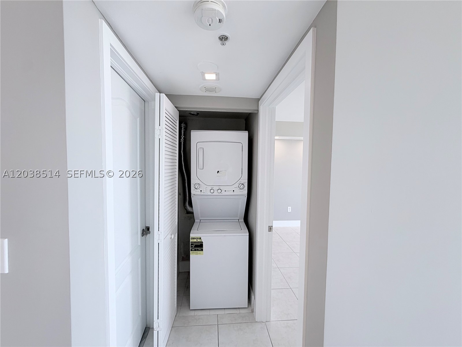 1800 Sunset Harbour Dr #1211, Miami Beach FL 33139