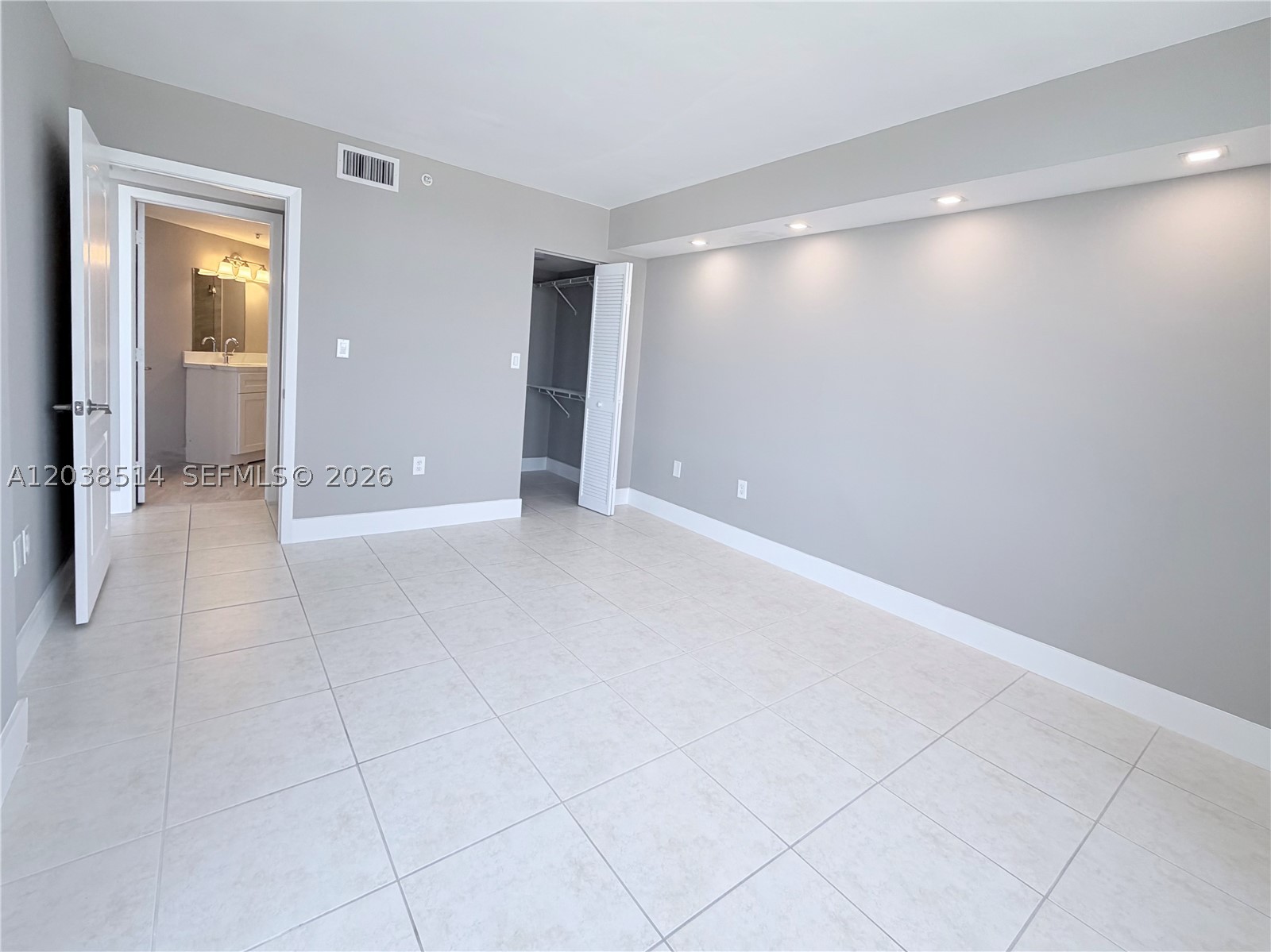 1800 Sunset Harbour Dr #1211, Miami Beach FL 33139