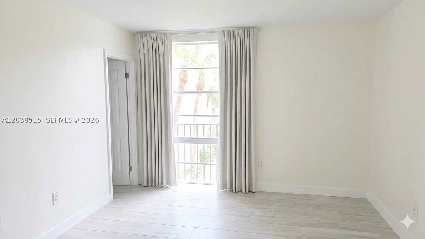 6904 N Kendall Dr #F305, Pinecrest FL 33156