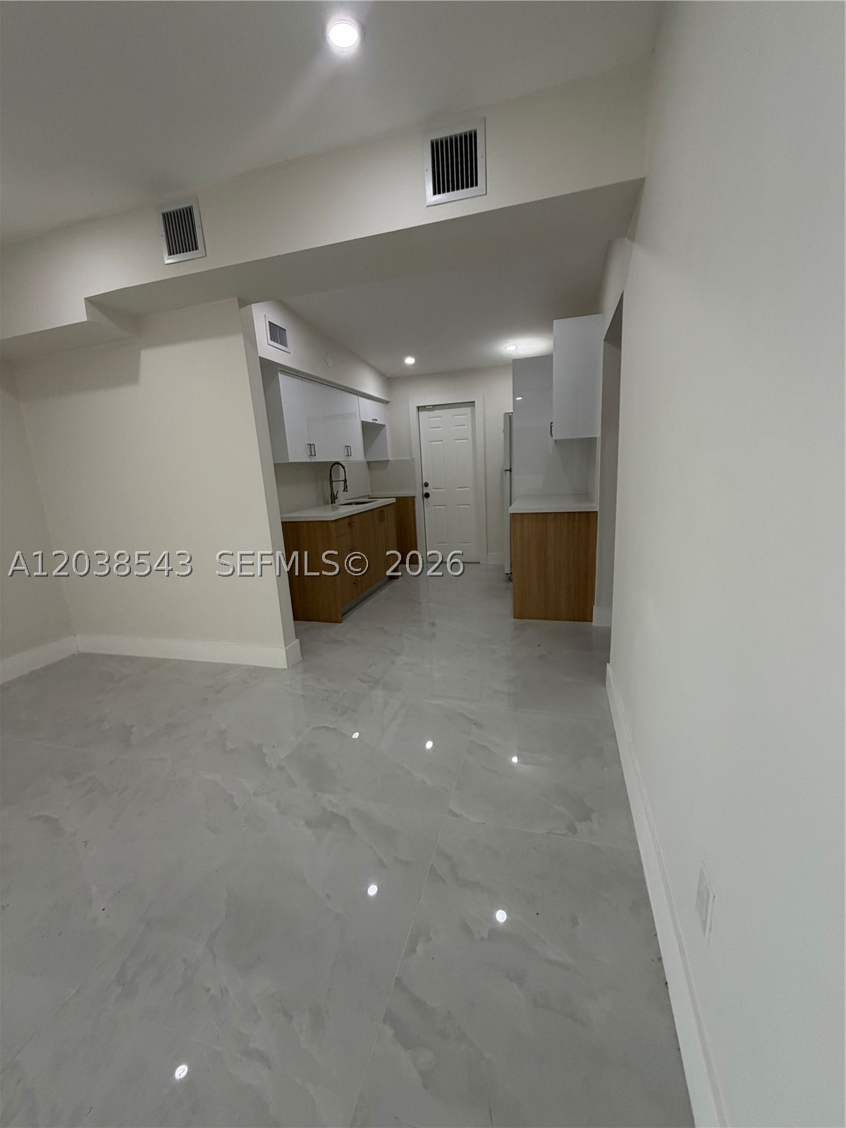 Opa Locka FL 33054 - A12038543