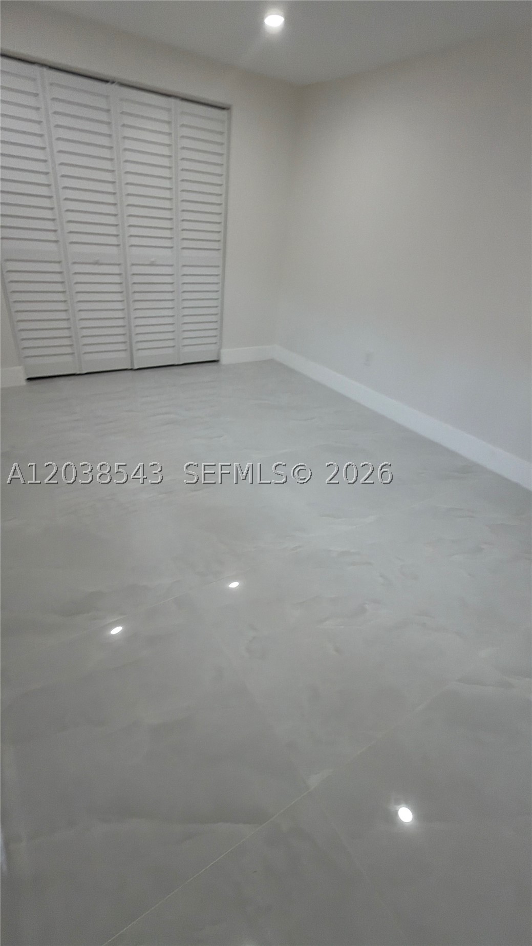 Opa Locka FL 33054 - A12038543
