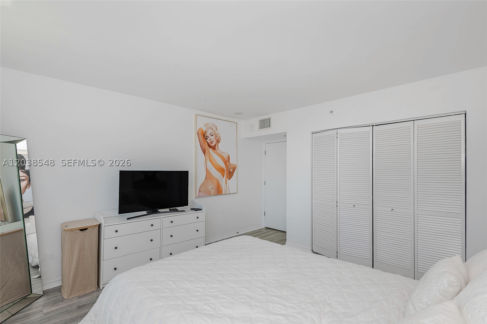 90 Alton Rd #607, Miami Beach FL 33139