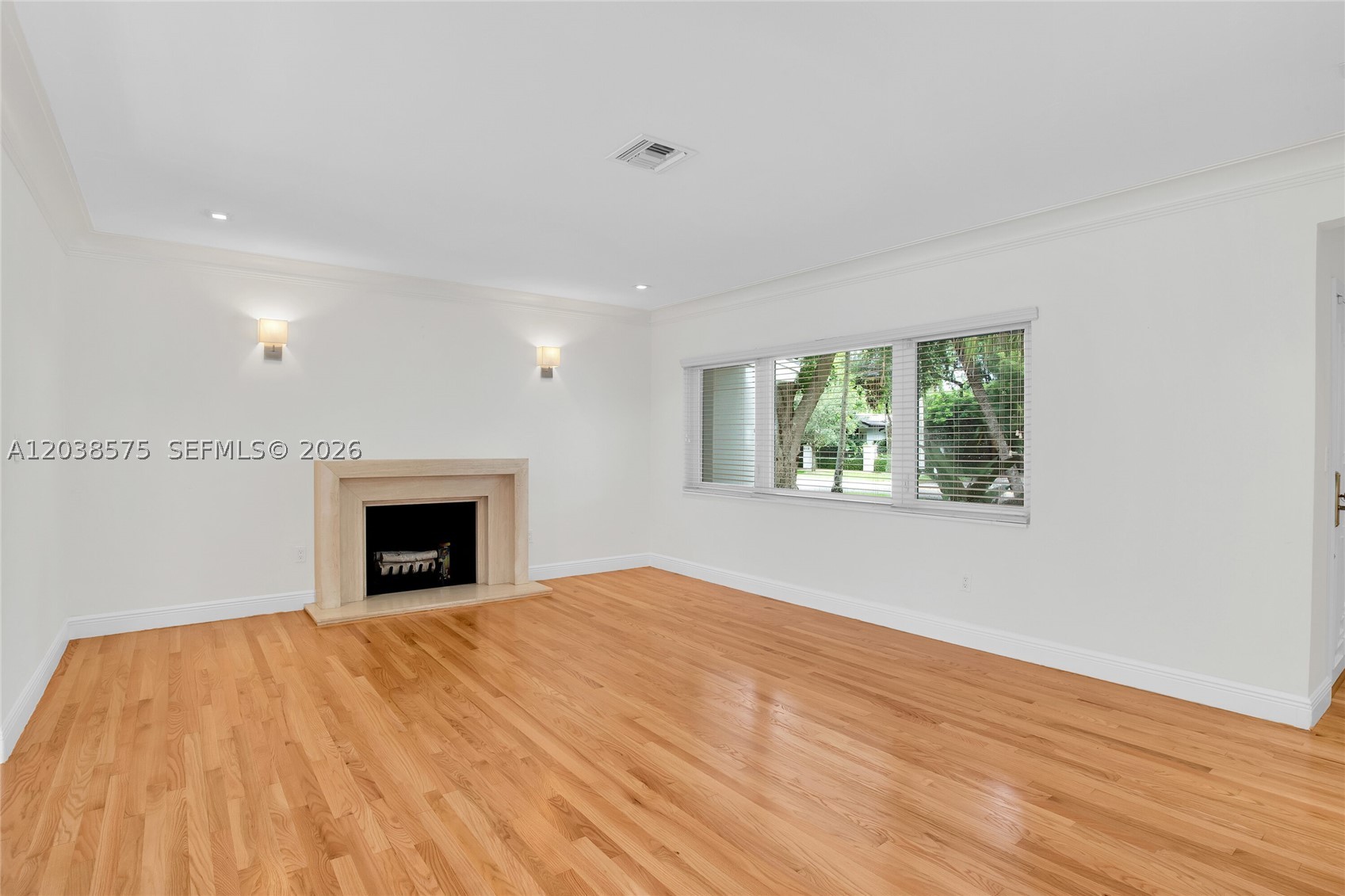 1100 S Alhambra Cir, Coral Gables FL 33146
